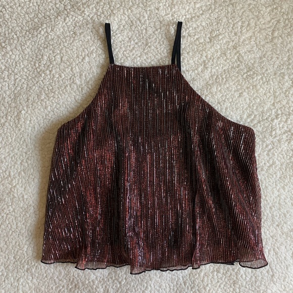 Pleated Metallic Halter Top - Picture 2 of 4